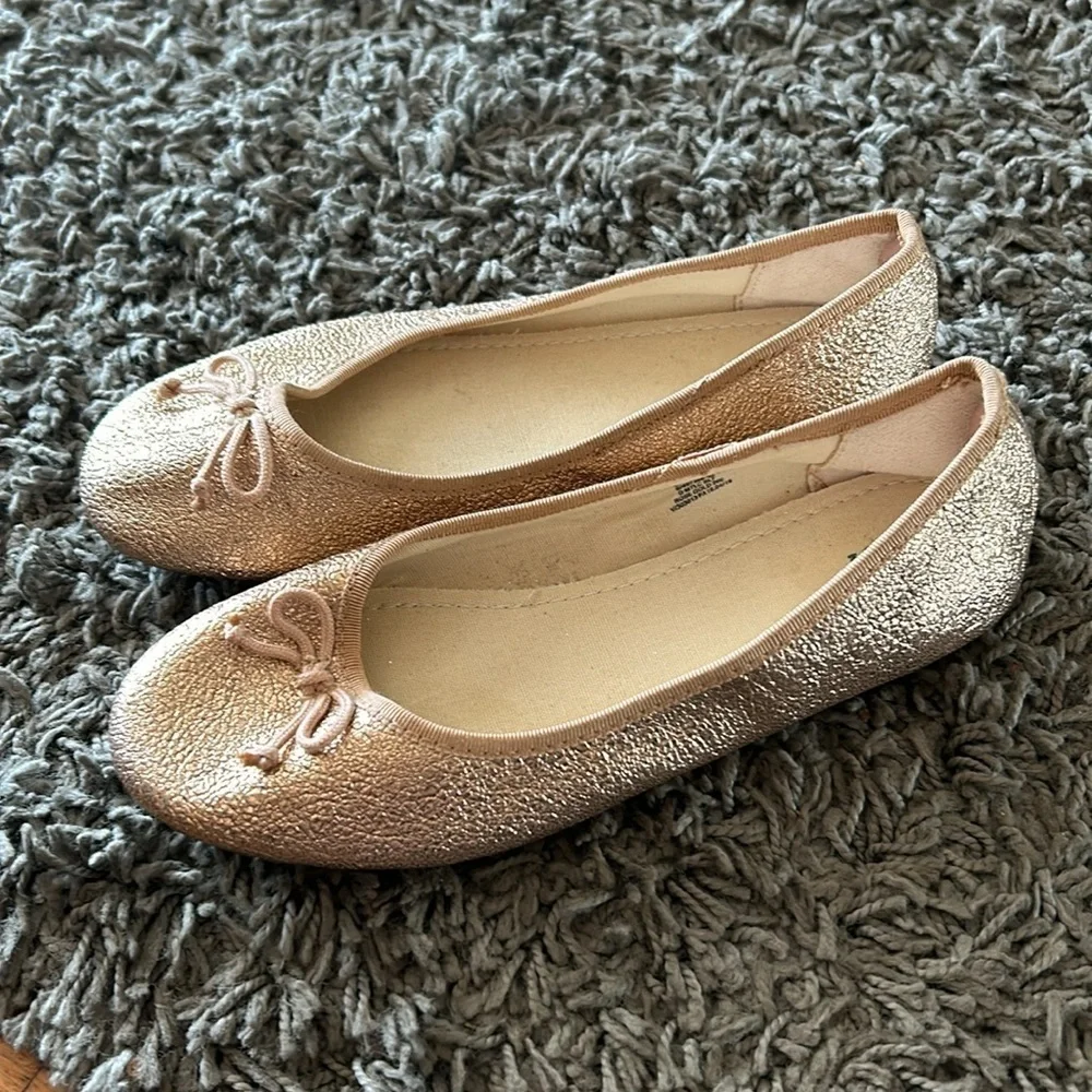 GAP KIDS Little Girl Gold Ballerina Bow Flats Size 3